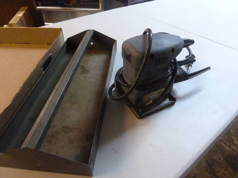 lot 92 image: Tool Lot