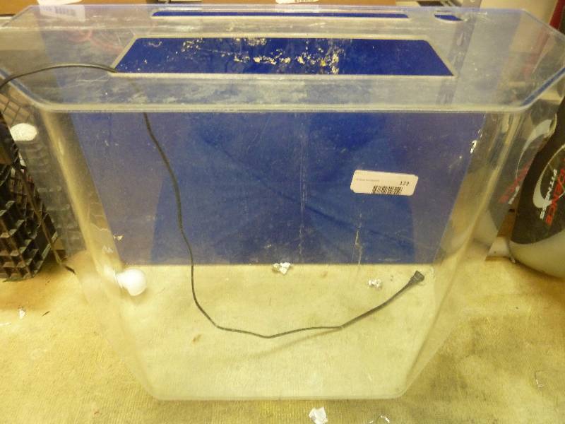lot 123 image: Reptile Aquarium with Light