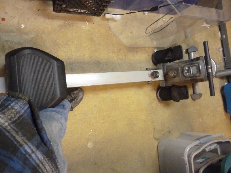 lot 125 image: Rowing Machine