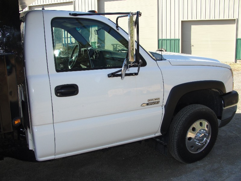 2006 Chevrolet 1 Ton 4x4 Dump Truck