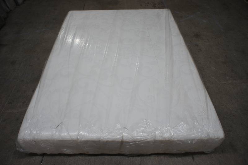 lot 14 image: New Queen Size Sealy Memory Foam Queen Size Mattress Mattress - MSRP $1599.99 - 10 Thick