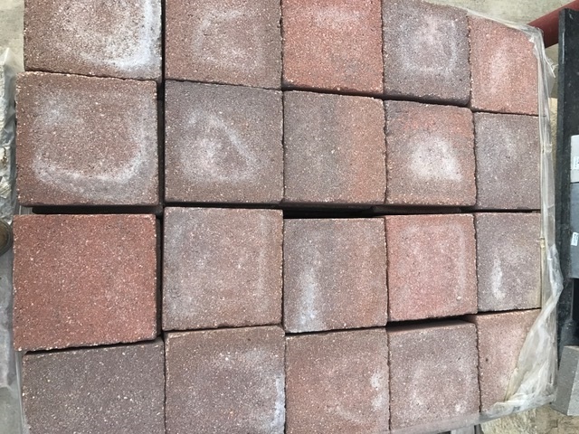 Lot of 560 pieces 9x9 Dublin Cob...