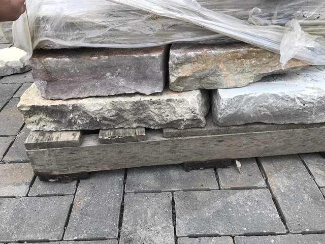 Pallet of approx. 2500 lbs Chilton2...