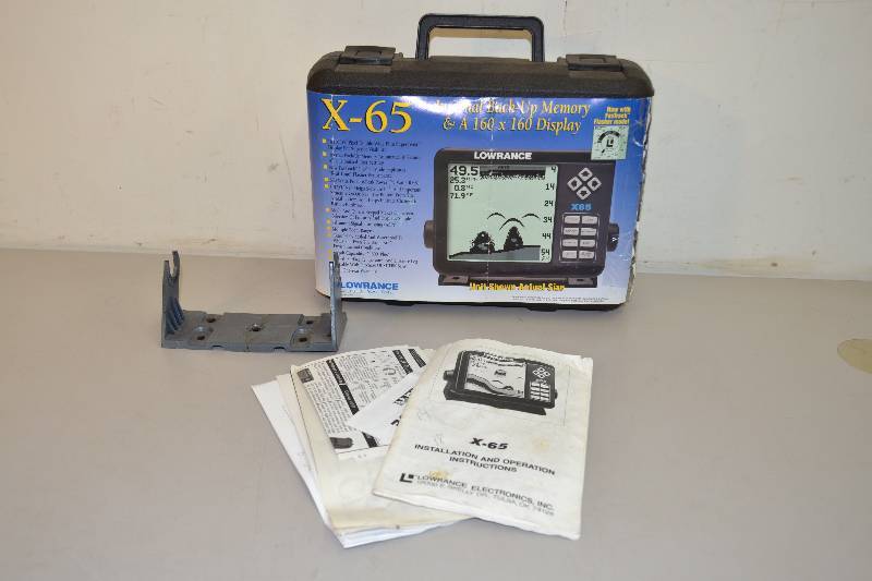 lot 200 image: Lowrance X-65 Fish Finder