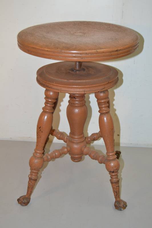 lot 204 image: Vintage Round Piano Bench