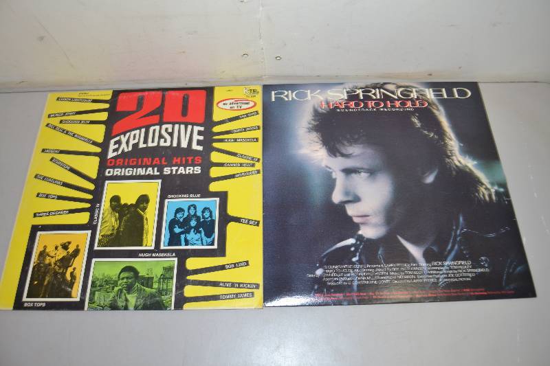 lot 224 image: Rick Springfield