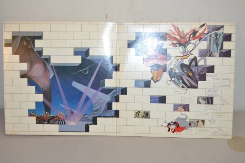 lot 234 image: Pink Floyd The Wall Record Album