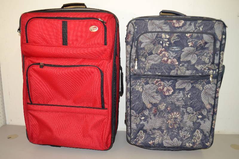lot 237 image: Suitcases