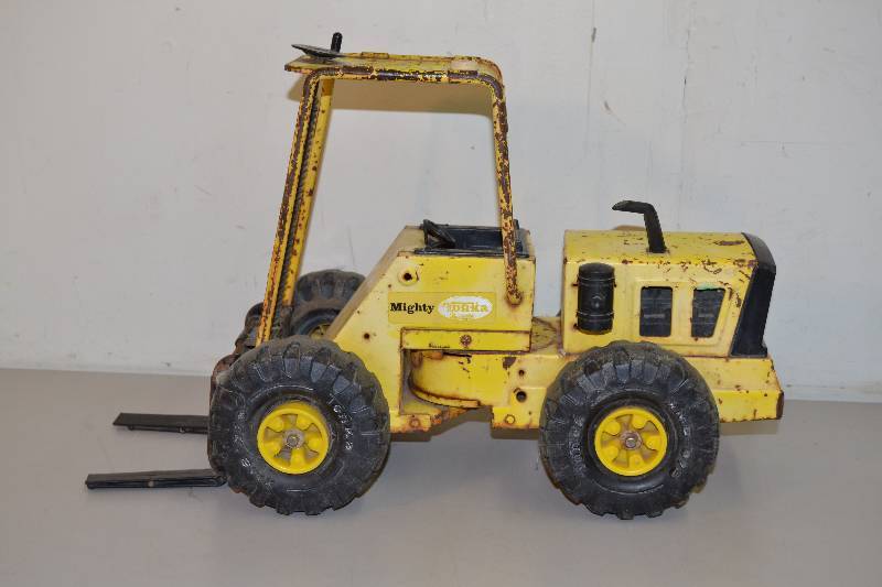 lot 268 image: Mighty Tonka