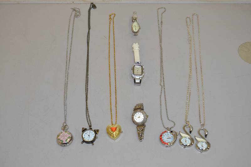 lot 303 image: Watches