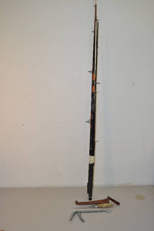 lot 321 image: Fishing Items