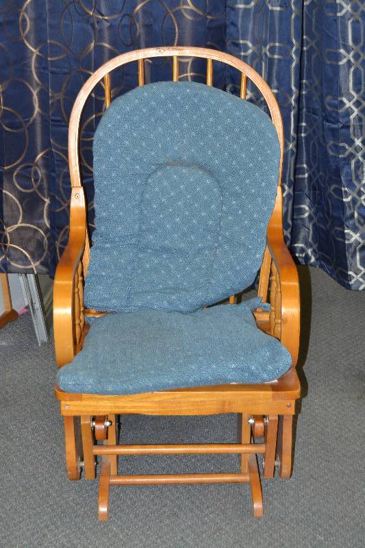 lot 329 image: Glider rocker