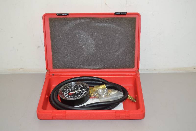 lot 351 image: Matco Engine Pressure Gauge