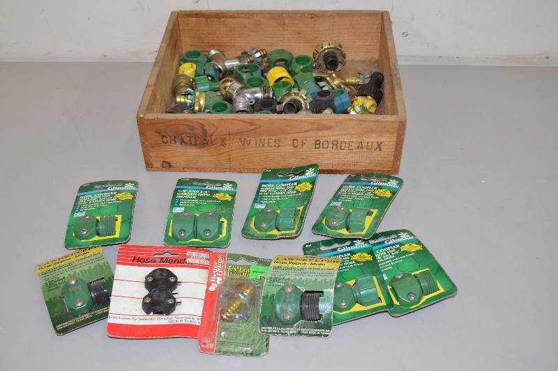 lot 358 image: Hose Mender and Wine Box.