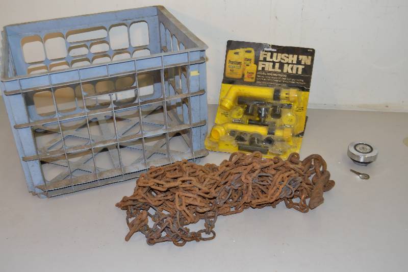 lot 360 image: Chain Milk Crate, Locking Gas Cap