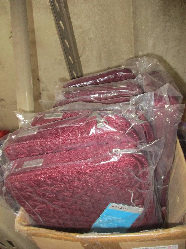 11 Belkin 10.2 tablet  laptop slip cases