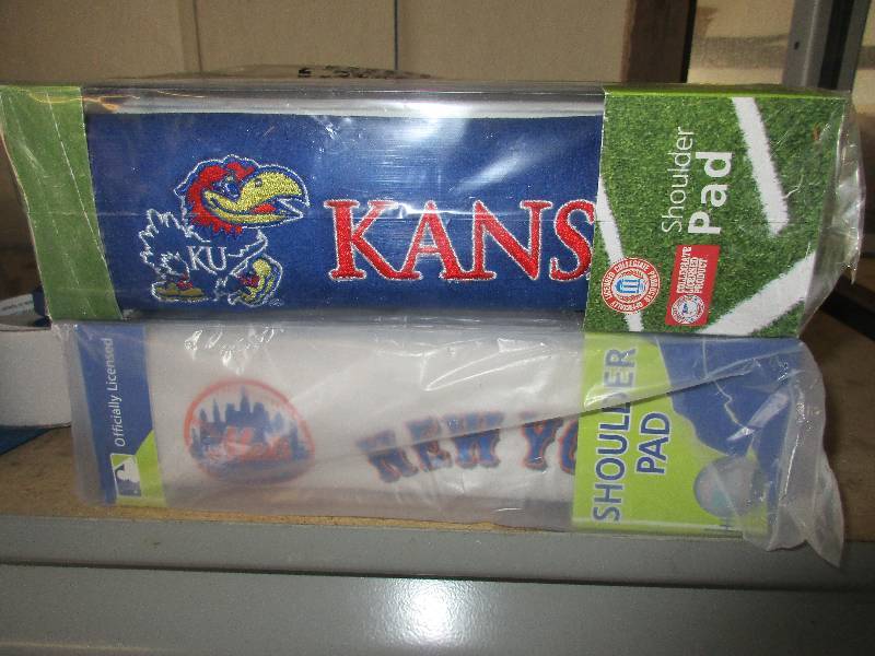 8 shoulder pads - 4 NY Mets 4 Kansas state U