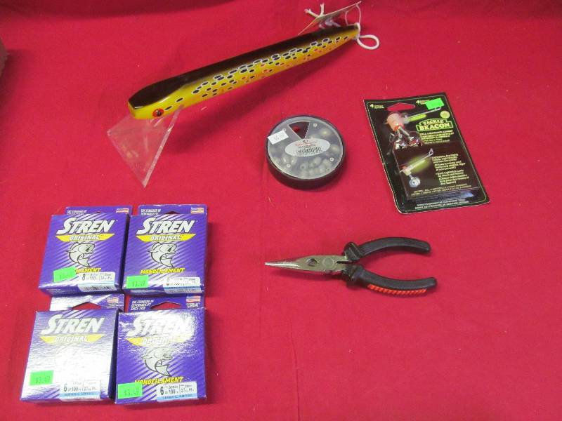 lot 70 image: fishing tackle