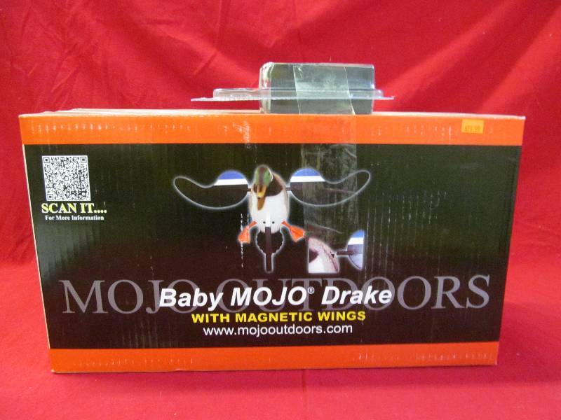 lot 125 image: decoy