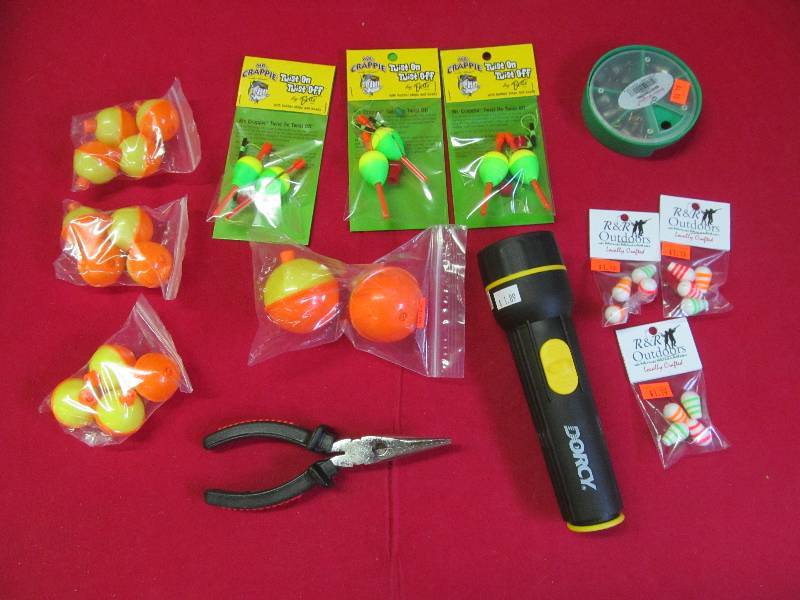 lot 146 image: fishing tackle
