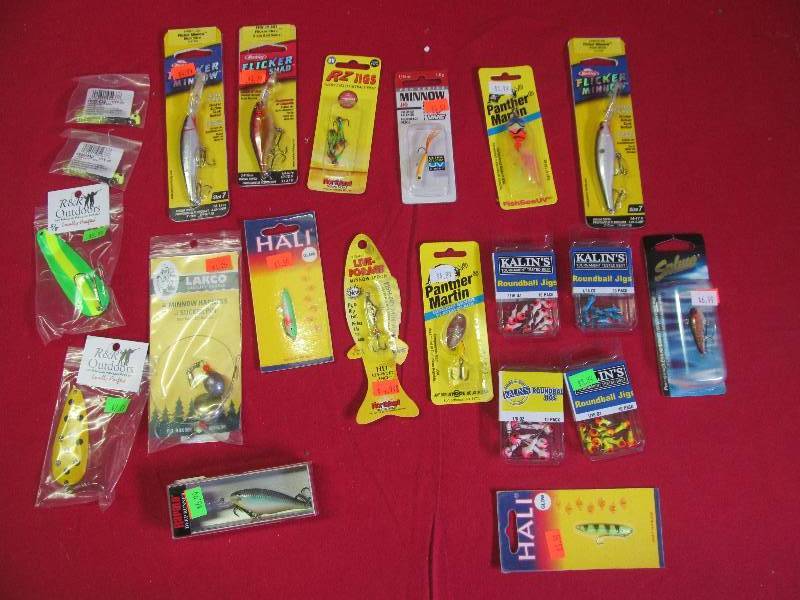 lot 230 image: fishing tackle