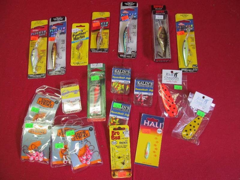 lot 233 image: fishing tackle