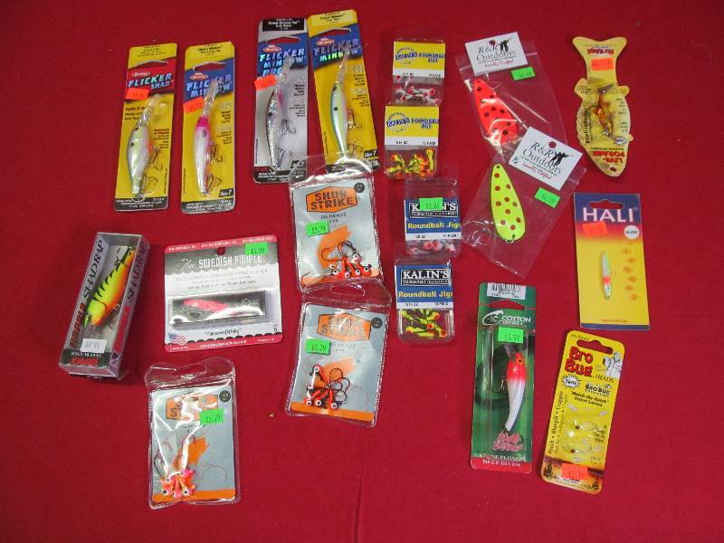 lot 239 image: fishing tackle