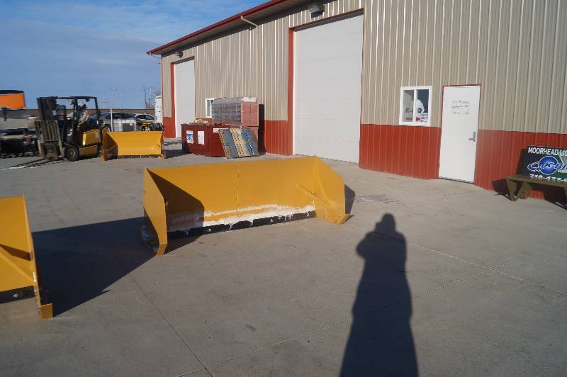 8 Foot Universal Snow Pusher