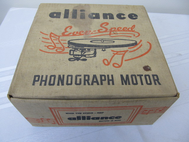 lot 22 image: Vintage Alliance Phonograph Motor in Box
