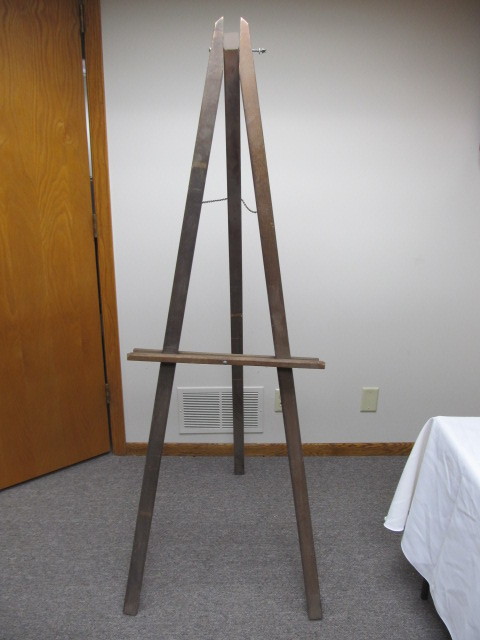 lot 32 image: Vintage Wood Artists Easel