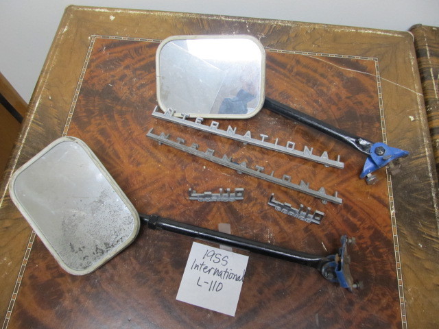 lot 18 image: 1955 INTERNATIONAL L-110 Side Mirrors & Emblems 