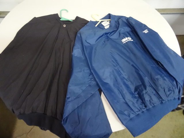 3M championship jacket. XL. Pull over jacket XL