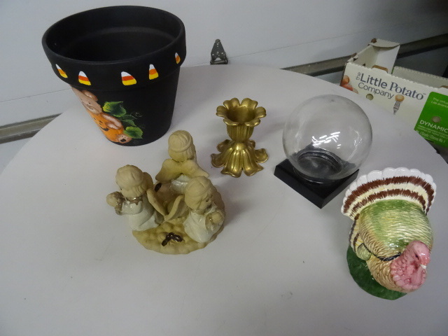 Brass candle holder. Flower pot. Mi...