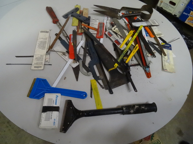Large lot os saw blades. Scraper wi...