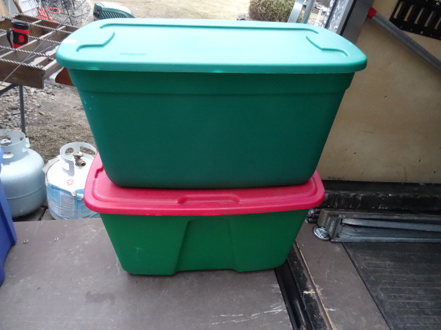 2 plastic tubs. Approx 30 gals