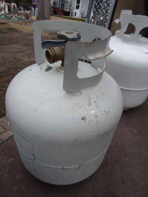 20 lb new style lp tank