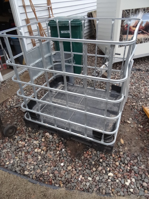 Palleted storage crate. 40 x 47 x 46