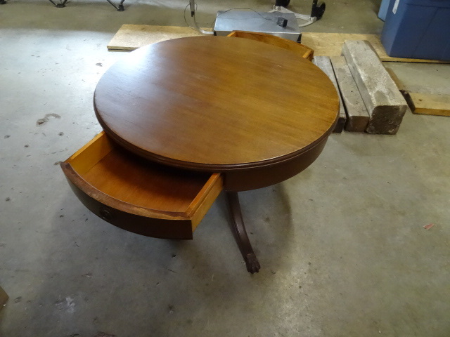 Vintage 28 double drawer coffee table. Claw feet.