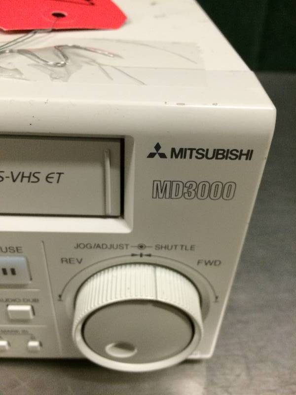 lot 24 image: Retails Used $250 Mitsubishi Electric Video Cassette Recorder Ultrasound HS-MD3000U White Great Condition