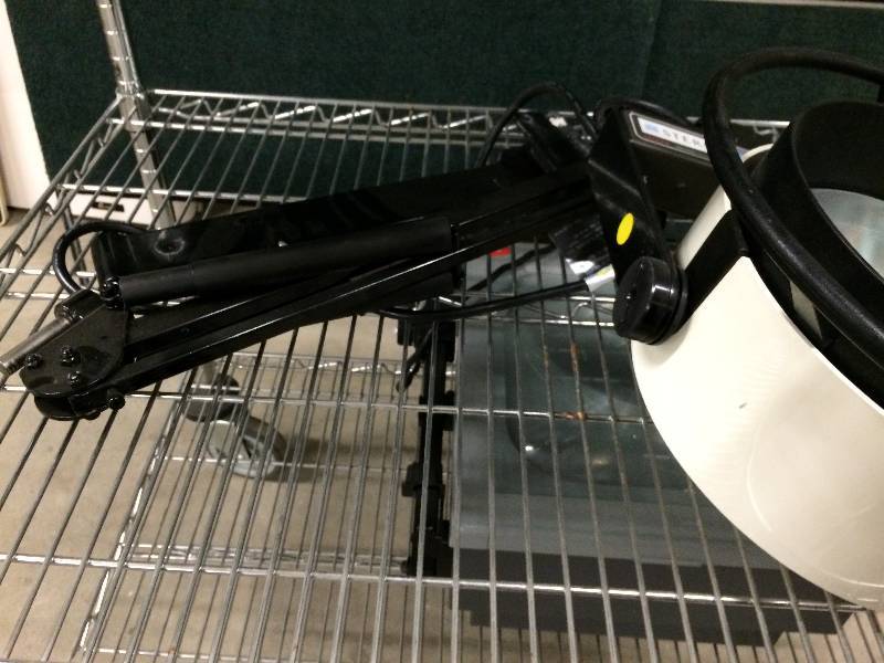 lot 34 image: WOW Retails Used $600 Medical Steris Amsco EXAMINER 10 Surgical Minor Sugery Exam Light Swing Arm Wall Mount - Excellent Condition