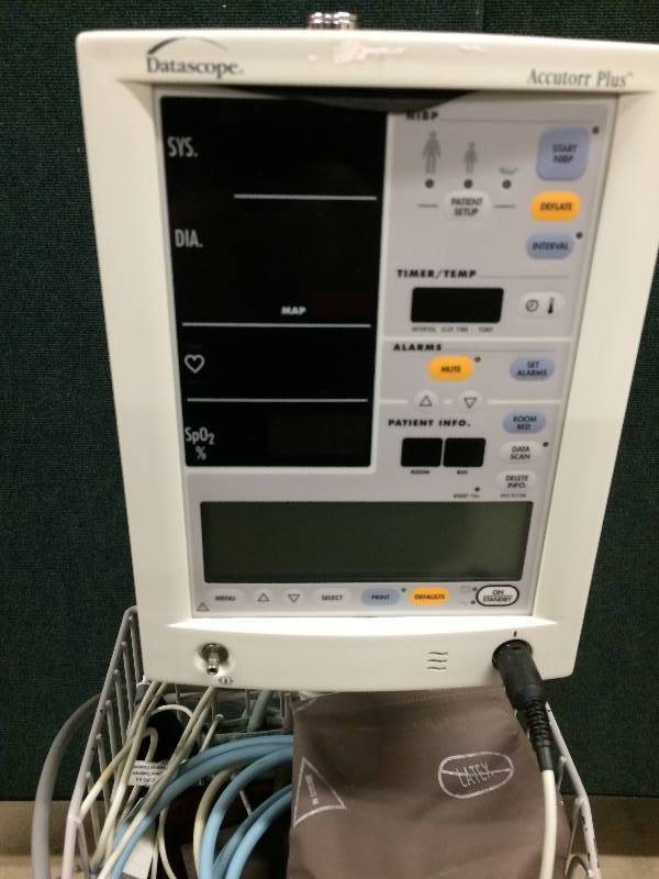 lot 78 image: WOW RETAILS USED $900 For Your Home Or Clinic Portable Bedside Mobile Datascope Accutorr Plus Patient Monitor NIBP, SPO2 Includes Finger Probe, Hose and Adult Cuff, 5 Leg Rolling Cart - Excellent
