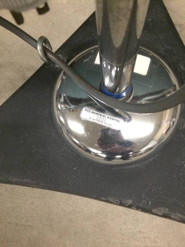 lot 59 image: Industrial Chic  Retro Cool Emerson Mobile Dual Lamp Vintage Medical Grade Explosion Proof Heated Warming Lights - Back In The Day Was Used On Infants Super Condition Ready For Repurpose