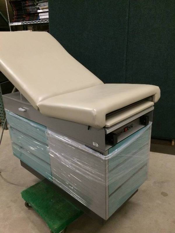 lot 70 image: WOW Spectacular Condition  Medical Doctors Clinic Nurse Practitioner OBGYN Gynecologist Ritter 104 Examination Adjustable Treatment Table Stirrups Many Drawers