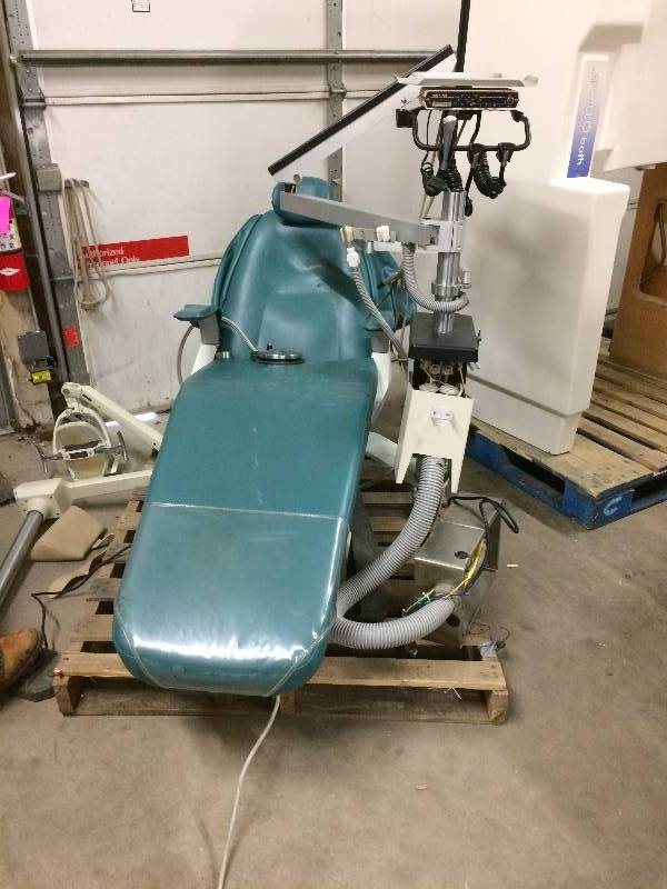lot 79 image: WOW Retails Used $8000 Recently Removed & Was In Working Order - Chair Lift Tilt Tested Operational Power Dental Chair With Overhead Light And All Attachments AMAZING