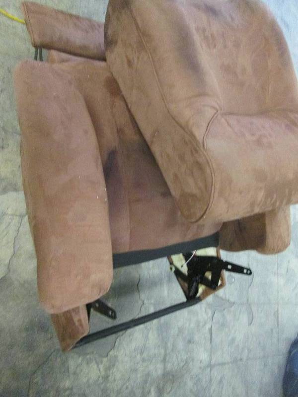 Rocking Massage Chair open box, unt...