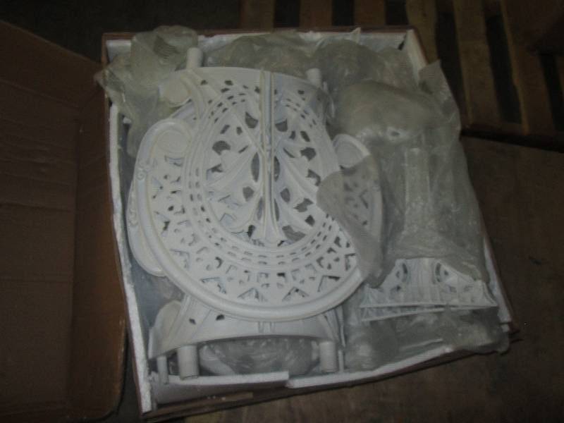 3-Piece Crown Resin Bistro Set open...