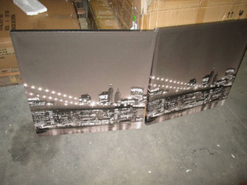 Lot of 2 City Scape...