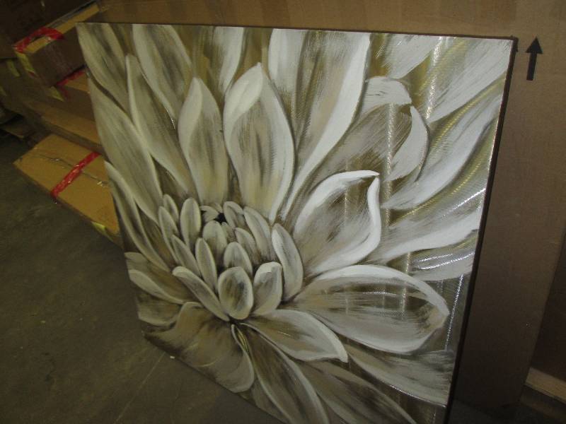 Hand-Painted White Flower On Alumin...