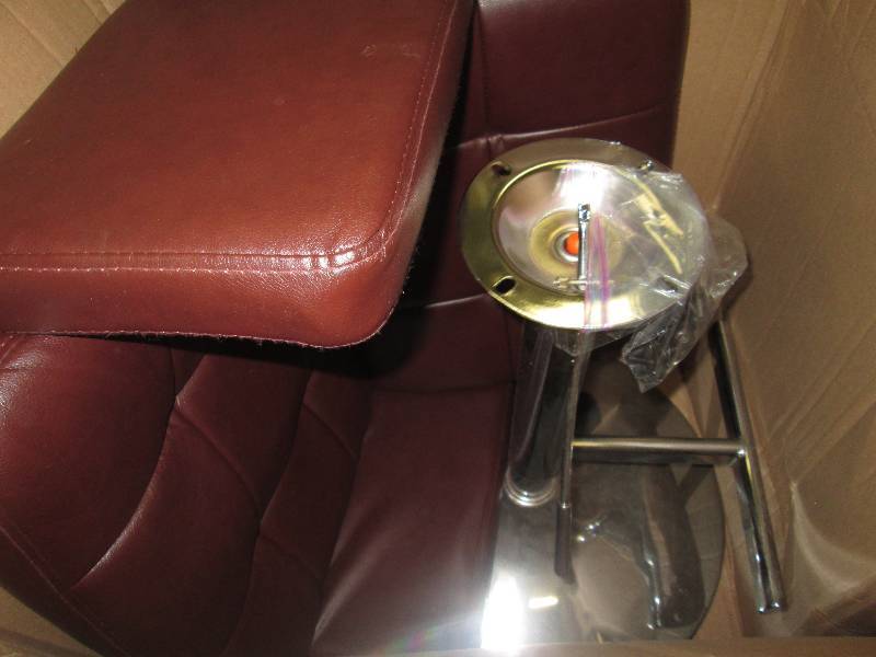 Big and Tall Bar Stool open box, un...