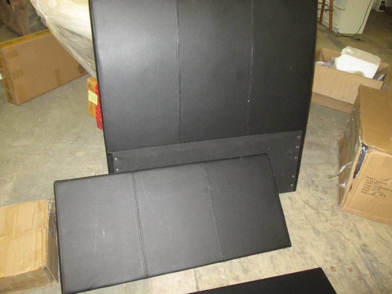 Twin Headboard, Footboard, no rails...